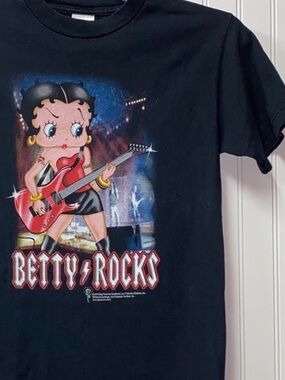 2005 Betty Boop Betty Rocks Shirt